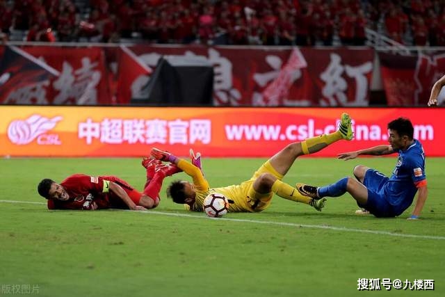 乌兹挽救了C罗，卡纳瓦罗体会到国足当年踢世界杯的无助